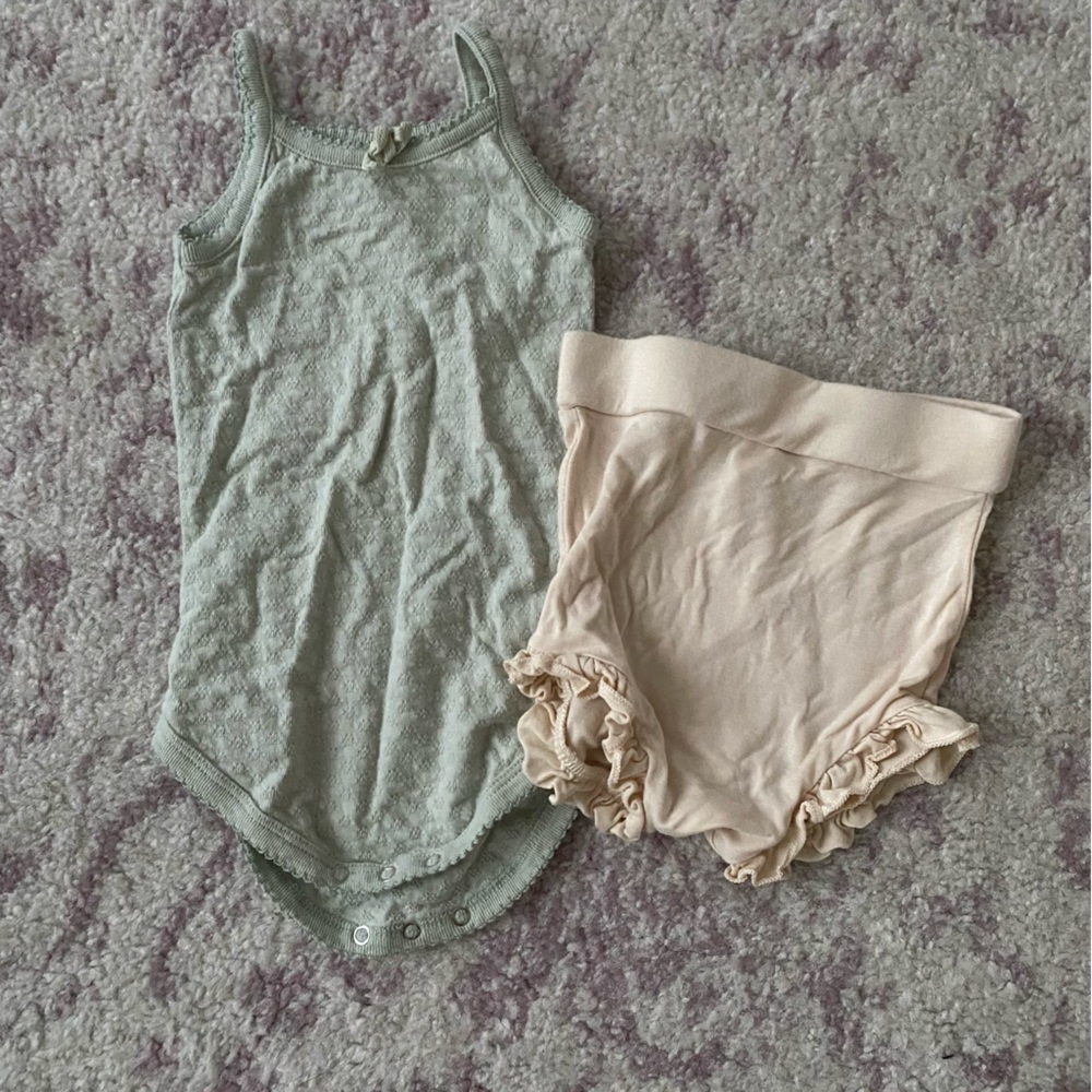 Baby outfit w Spearmint Love and Quincy Mae